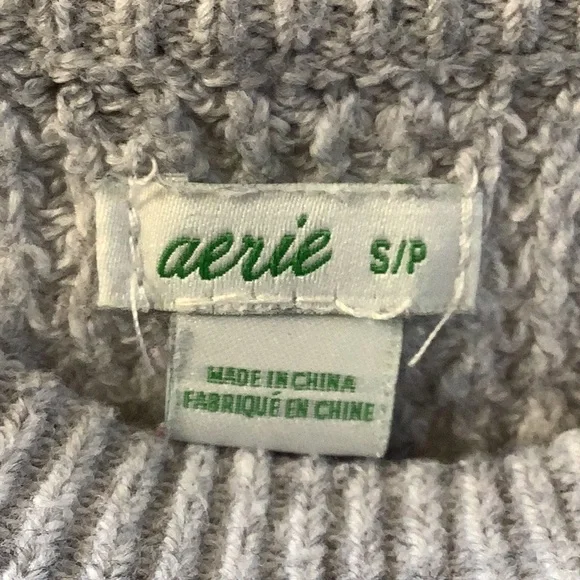 Aerie Cozy Gray Knit Sweater - Picture 2 of 3